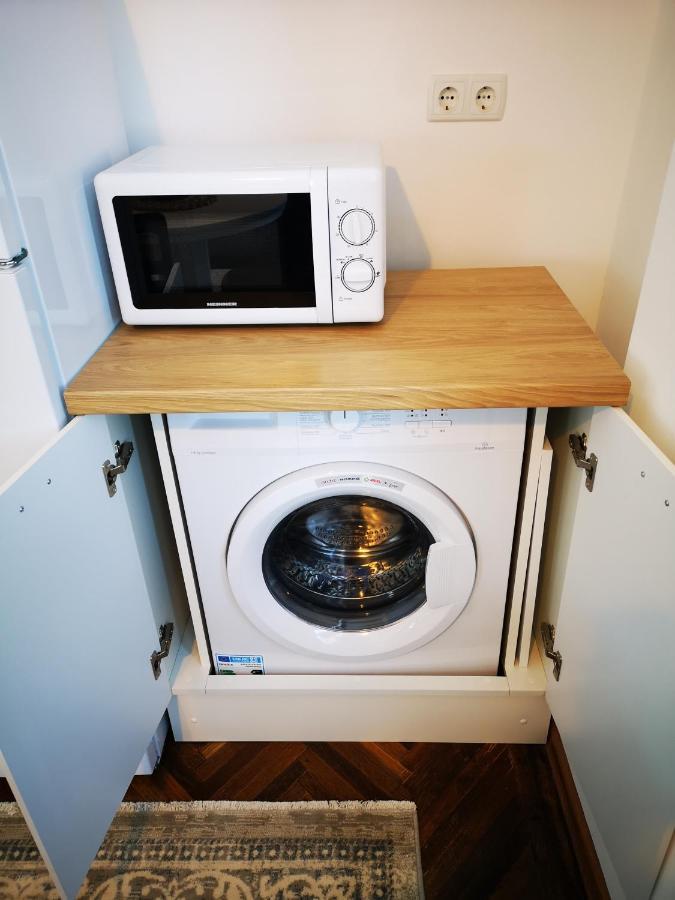 Weisz Apartment-City Center-Free Private Parking,Wifi,Ac Carei Eksteriør bilde