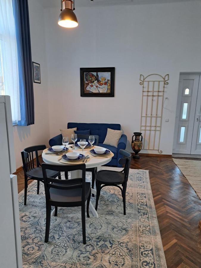 Weisz Apartment-City Center-Free Private Parking,Wifi,Ac Carei Eksteriør bilde
