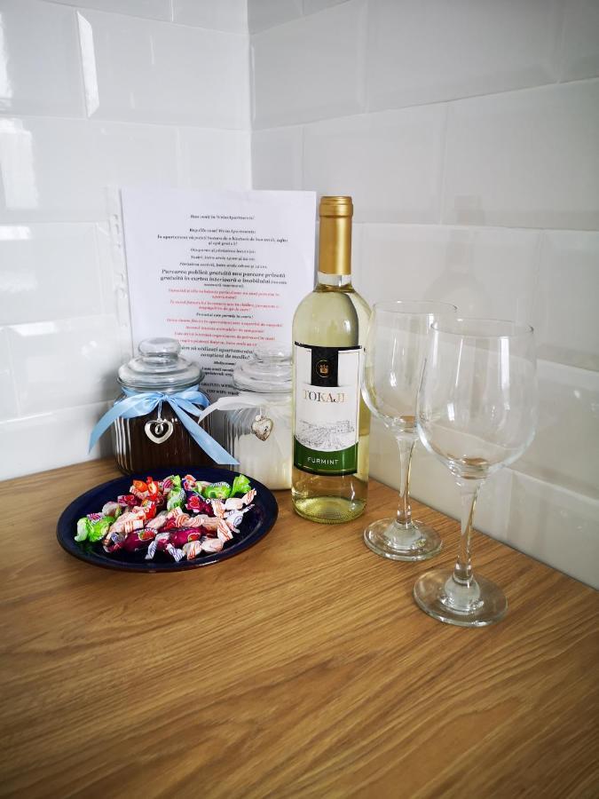 Weisz Apartment-City Center-Free Private Parking,Wifi,Ac Carei Eksteriør bilde