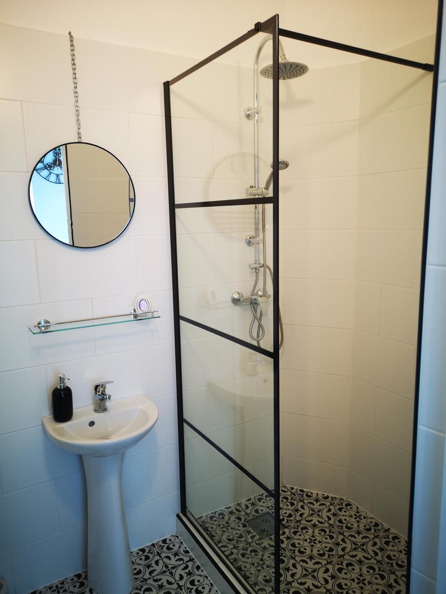 Weisz Apartment-City Center-Free Private Parking,Wifi,Ac Carei Eksteriør bilde