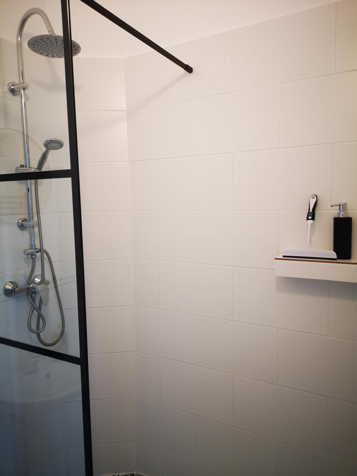 Weisz Apartment-City Center-Free Private Parking,Wifi,Ac Carei Eksteriør bilde